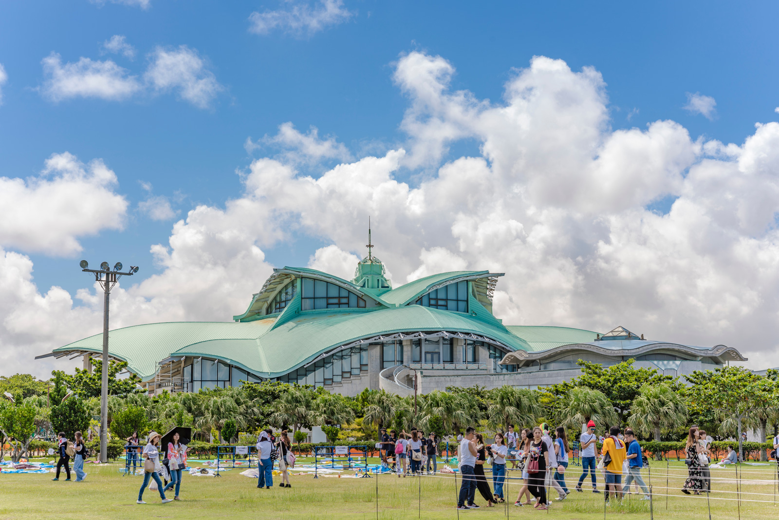 Okinawa Convention Center_1